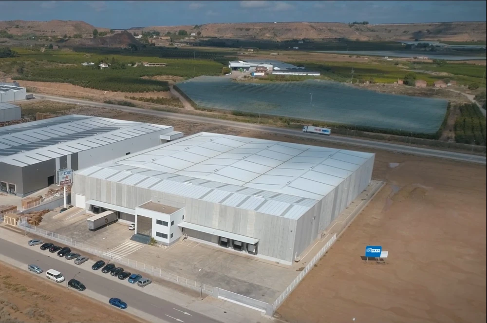 Expansión Empresarial: Más Espacio, Más Oportunidades en Ruedas Alex